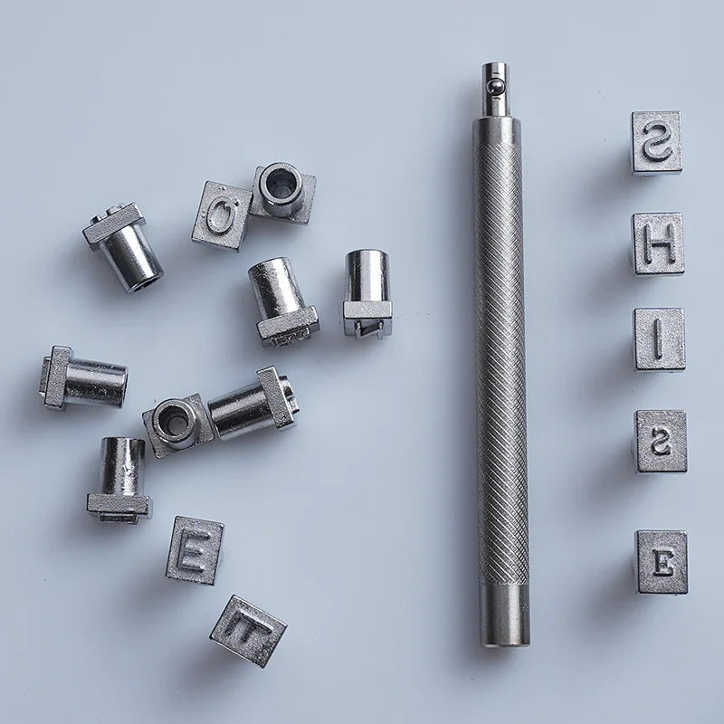 Carimbo marcador de couro logotipo do alfabeto e número personalizado - Artezare